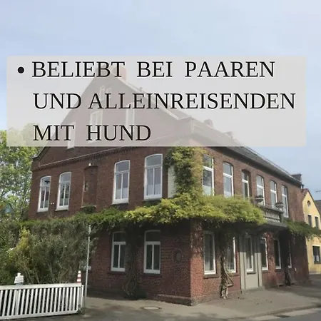 Haus Krabbe, 10, Naehe Bremerhaven, Fuer 1-2 Personen, 2 Schlafzimmer, Einzelbetten, Zweite Etage, Zentral Gelegen, Bis Zu 2 Hunden Kostenfrei Willkommen *